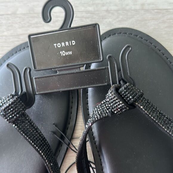 Torrid Rhinestone Knot Flip Flops - Picture 9 of 10